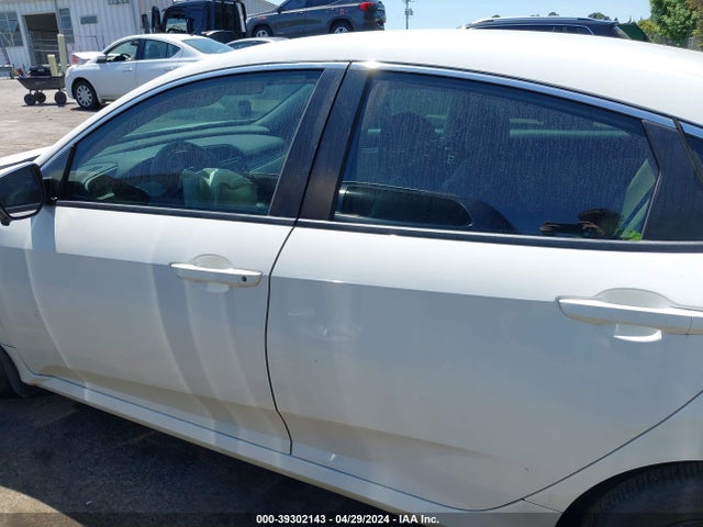 Honda Civic Lx 2018 2HGFC2F55JH541303 Image 14