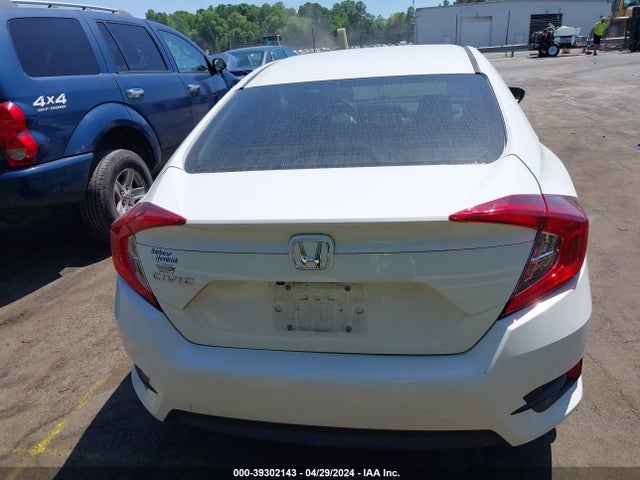 Honda Civic Lx 2018 2HGFC2F55JH541303 Image 16