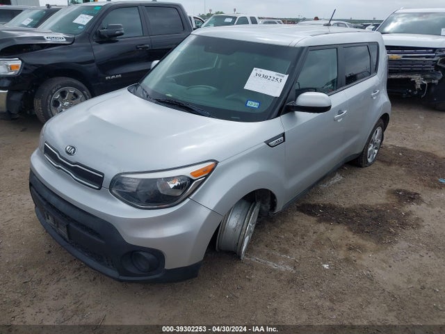 KIA Soul 2018 KNDJN2A20J7558327 Image 2