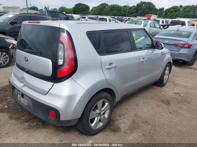 KIA Soul 2018 KNDJN2A20J7558327 Image 4