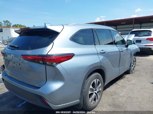 Toyota Highlander Xle 2021 5TDGZRAH9MS064876 Image 4