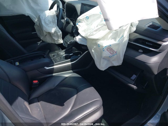Toyota Highlander Xle 2021 5TDGZRAH9MS064876 Image 5
