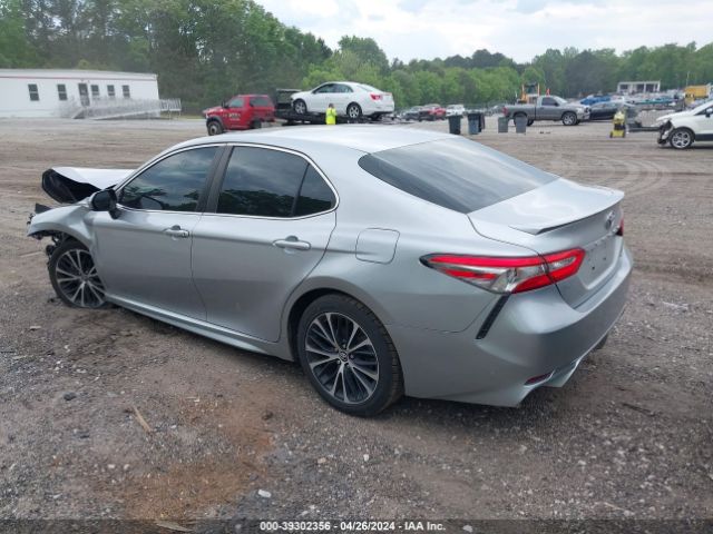 4T1B11HK1JU573562 Toyota CAMRY SE