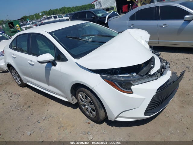 Toyota COROLLA LE 2023 JTDB4MEE8P3012656 zdjęcie główne