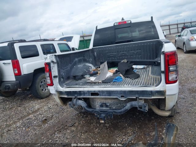 1C6RRFFG5LN231527 RAM 1500 Big Horn  4x4 5'7 Box