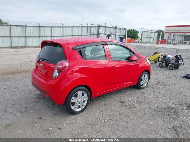 Chevrolet Spark 1lt Auto 2014 KL8CD6S93EC482316 Image 4