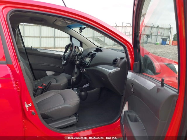 Chevrolet Spark 1lt Auto 2014 KL8CD6S93EC482316 Image 5