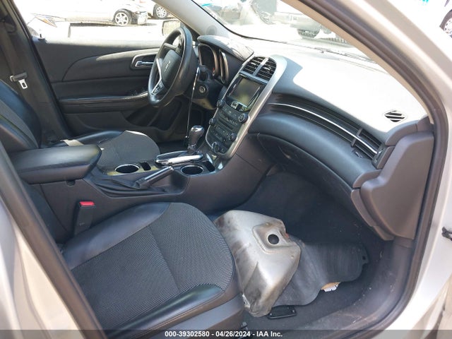 Chevrolet MALIBU 1LT 2015 1G11C5SL5FF308585 Image 5