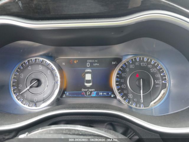 1C3CCCCG8GN162989 Chrysler 200 C
