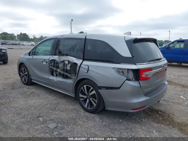 5FNRL6H92JB015705 Honda Odyssey Elite
