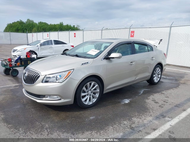 Buick Lacrosse Leather 2016 1G4GB5G32GF152645 Image 2