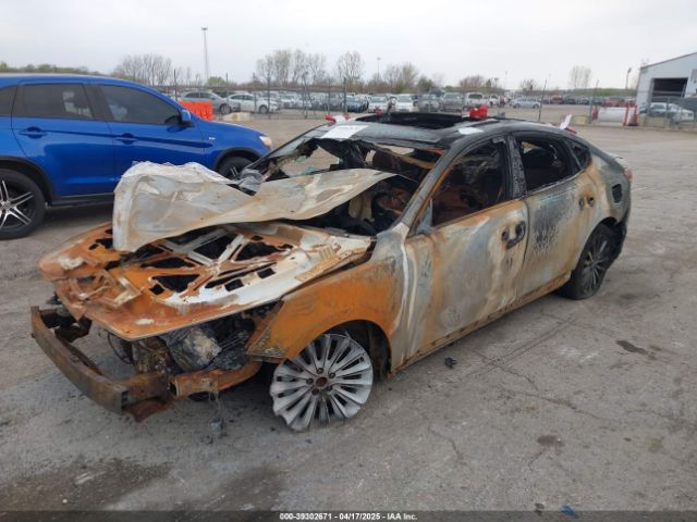 KNALC4J18H5036467 KIA Cadenza Premium