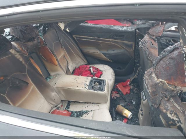 KNALC4J18H5036467 KIA Cadenza Premium