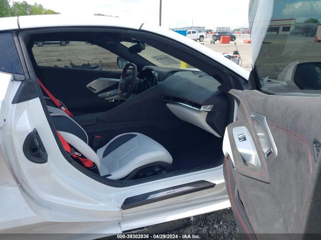 Chevrolet Corvette Stingray Rwd  3lt 2023 1G1YC2D49P5501851 Image 5