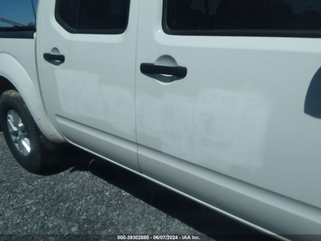 1N6AD0EV4JN701297 Nissan Frontier Sv
