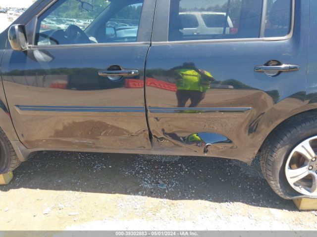 5FNYF3H39FB031646 Honda PILOT SE