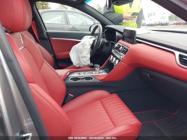 Genesis G70 2.0t Awd 2023 KMTG34TA6PU105910 Image 5