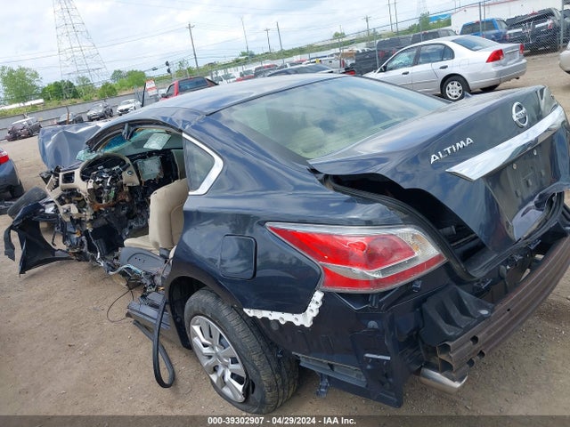 Nissan Altima 2.5 S 2015 1N4AL3AP4FC597661 Image 3