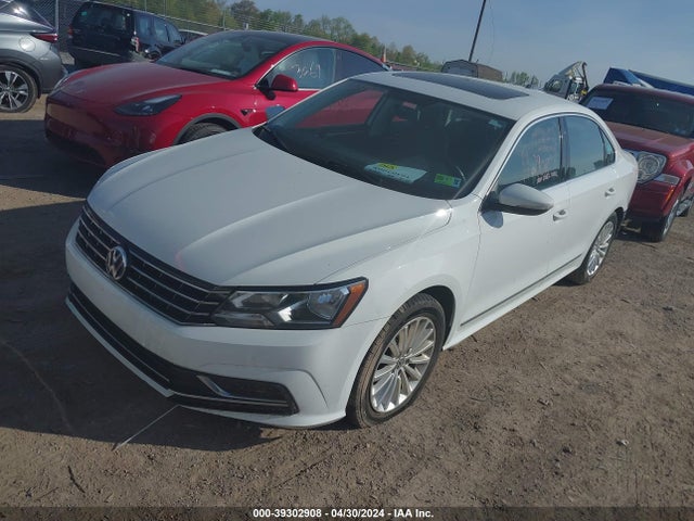 1VWBT7A31HC002722 Volkswagen Passat 1.8t Se