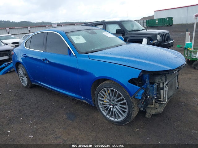 ZARFANBN8K7609253 Alfa Romeo Giulia Ti Lusso Awd