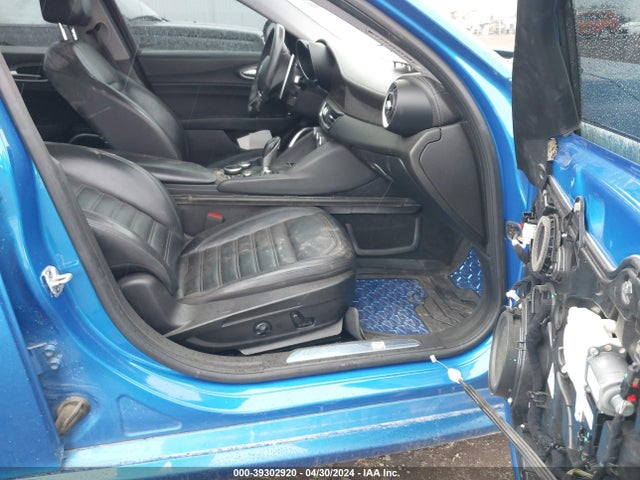 ZARFANBN8K7609253 Alfa Romeo Giulia Ti Lusso Awd