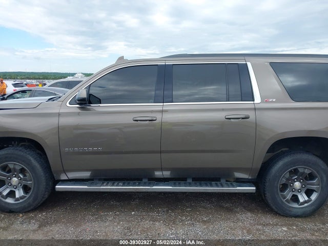 Chevrolet Suburban Lt 2016 1GNSKHKC8GR230486 Image 14