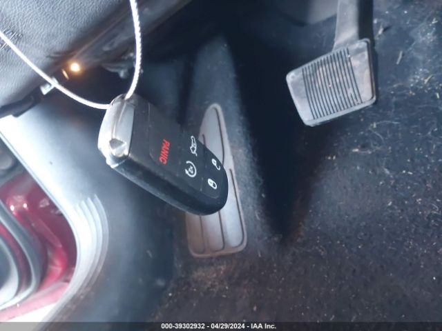 1C3CCCCB9FN623393 Chrysler 200 C