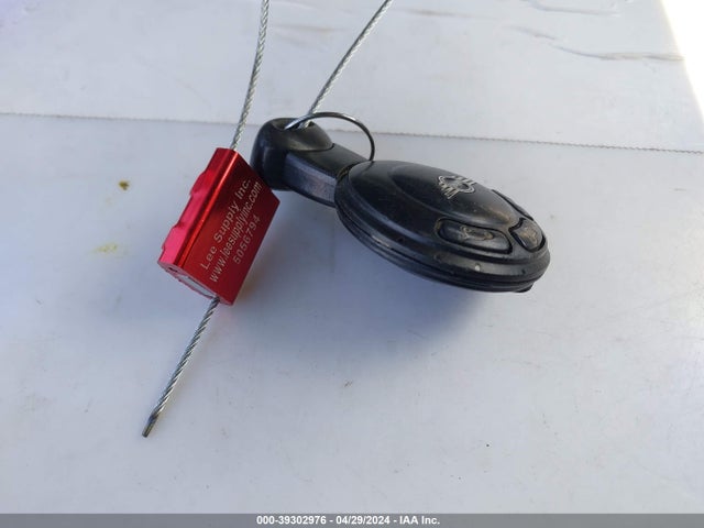 2009 MINI COOPER CLUBMAN WMWML33599TX34808 Photo 10