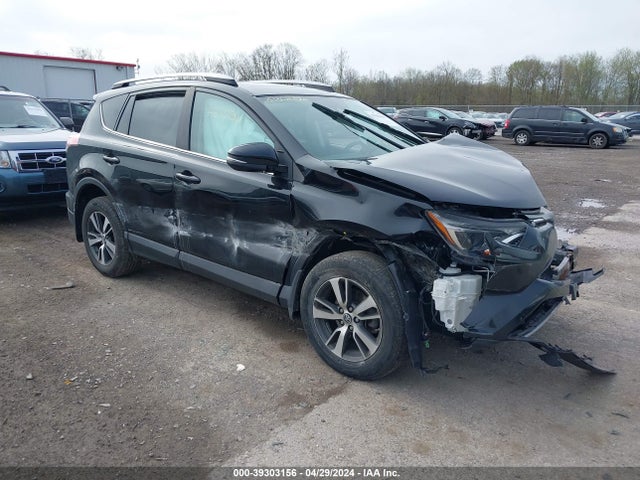2018 2T3RFREV7JW781921 main image