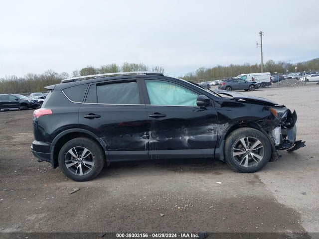 Toyota Rav4 Xle 2018 2T3RFREV7JW781921 Image 13