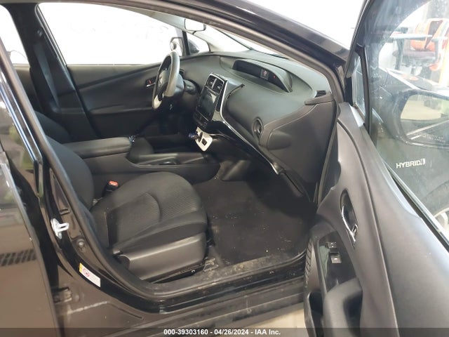 Toyota Prius Two Eco 2017 JTDKARFU5H3043733 Image 5