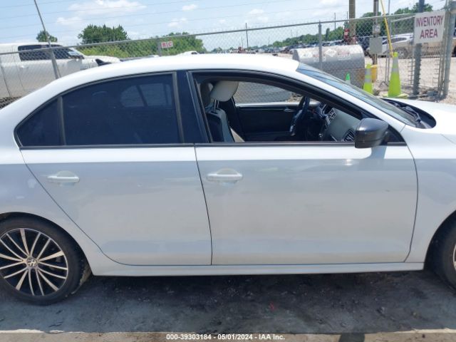 3VWD17AJ0FM338242 Volkswagen Jetta 1.8t Sport