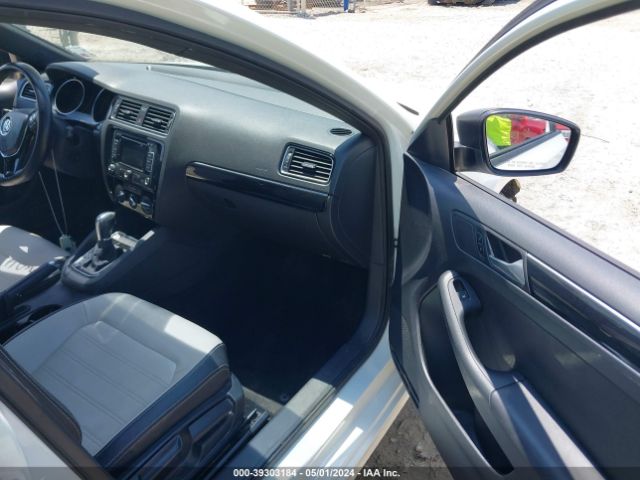 3VWD17AJ0FM338242 Volkswagen Jetta 1.8t Sport