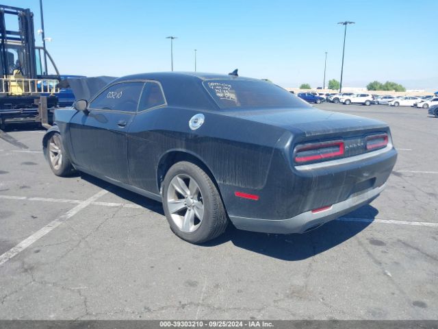 2C3CDZAG8FH884862 Dodge Challenger Sxt
