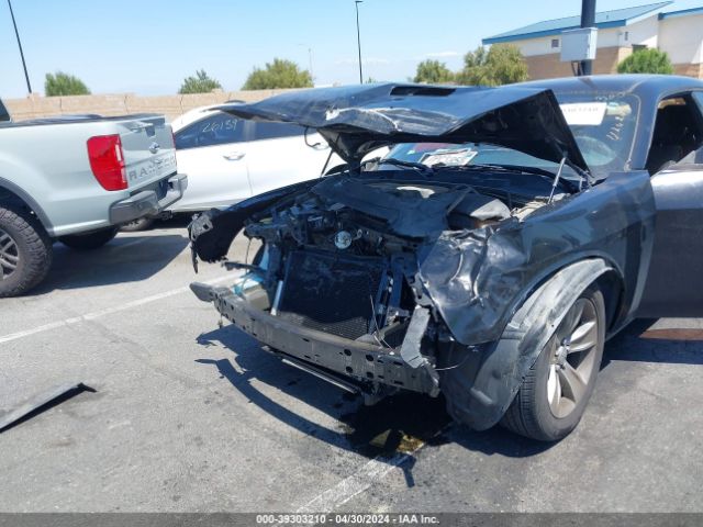 2C3CDZAG8FH884862 Dodge Challenger Sxt
