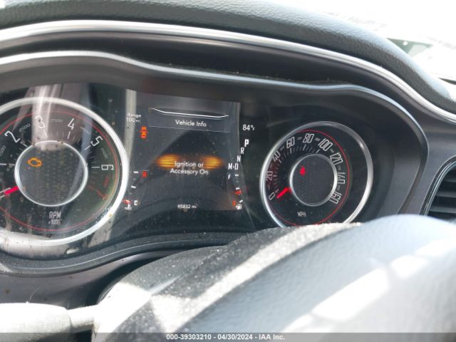2C3CDZAG8FH884862 Dodge Challenger Sxt