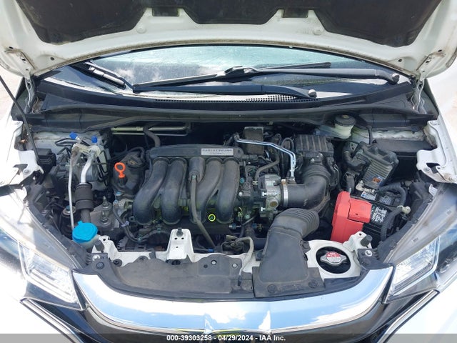 Honda FIT EX 2018 3HGGK5H85JM714951 Image 10
