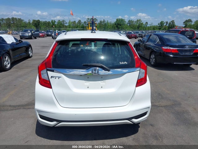 Honda FIT EX 2018 3HGGK5H85JM714951 Image 16