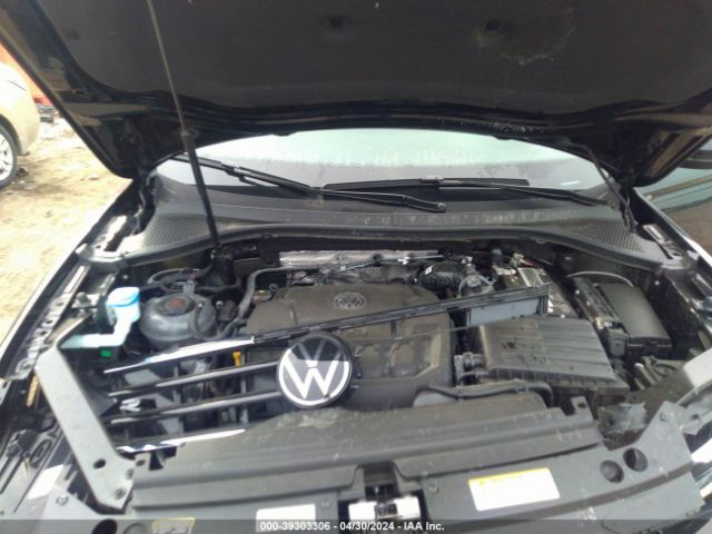 3VVCB7AX3PM133999 Volkswagen Tiguan 2.0t Se R-line Black