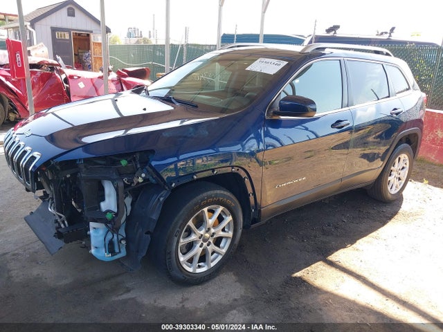 1C4PJMCBXJD570288 Jeep Cherokee Latitude 4x4