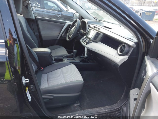 Toyota RAV4 LE 2014 2T3BFREV5EW156070 Image 5