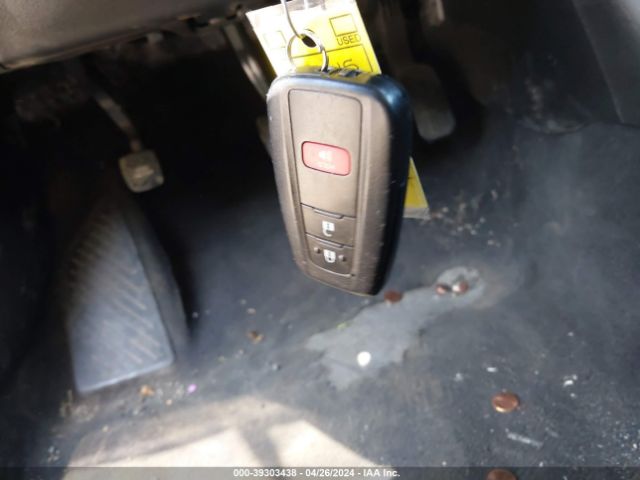 JTDKAMFUXM3153092 Toyota Prius Le