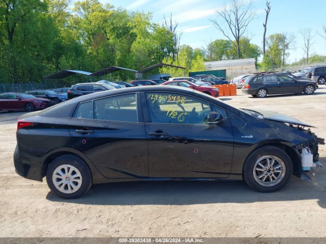 JTDKAMFUXM3153092 Toyota Prius Le