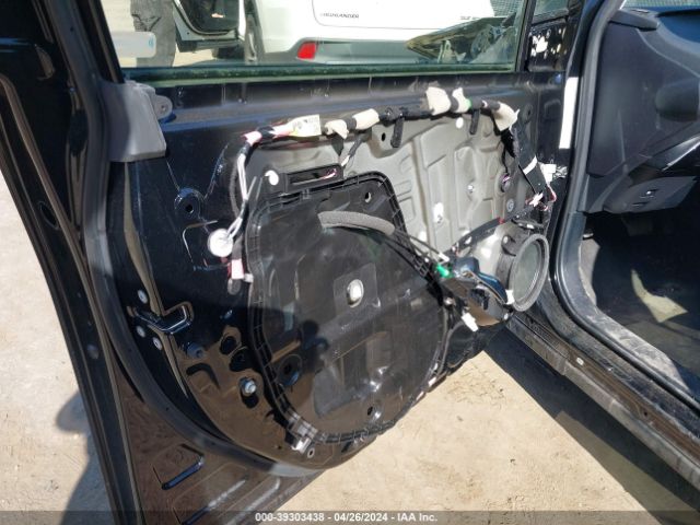 JTDKAMFUXM3153092 Toyota Prius Le