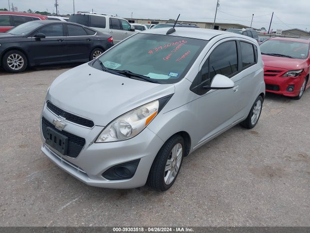 Chevrolet Spark 1lt Cvt 2015 KL8CD6S99FC741649 Image 2