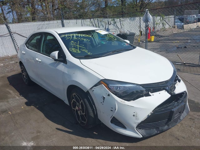 Toyota COROLLA LE 2017 2T1BURHE3HC925195 Image 1