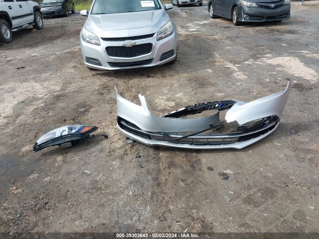 1G4ZR5SSXJU136277 Buick Lacrosse Premium