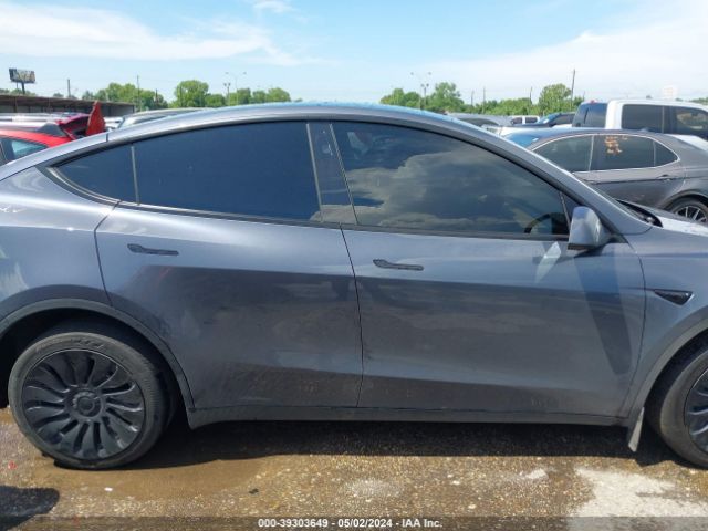 7SAYGDEE8PA198719 Tesla Model Y