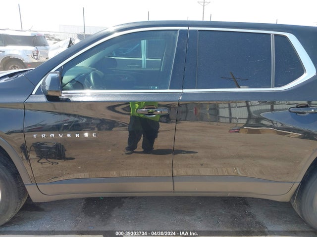 Chevrolet Traverse Ls 2019 1GNERFKWXKJ116925 Image 14