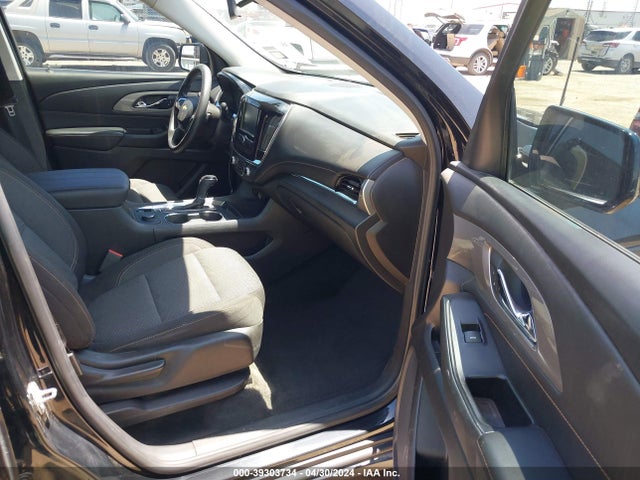 Chevrolet Traverse Ls 2019 1GNERFKWXKJ116925 Image 5